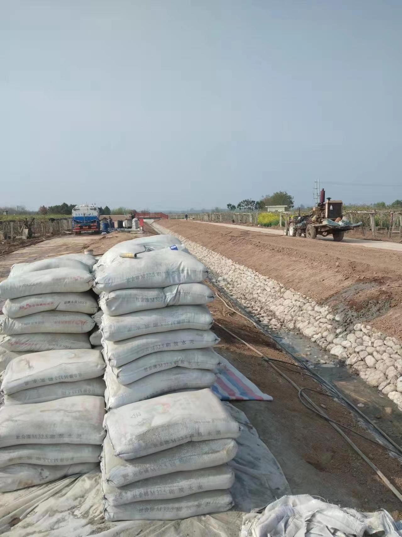 东路镇小导管注浆